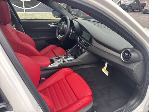 2025 Alfa Romeo Giulia