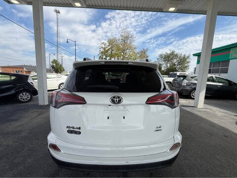 2016 Toyota RAV4 LE