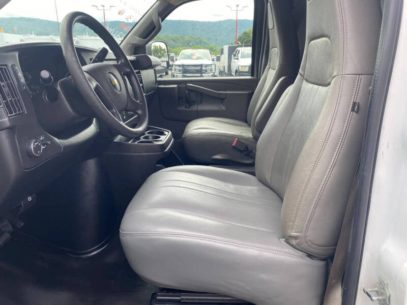 2018 Chevrolet Express 2500