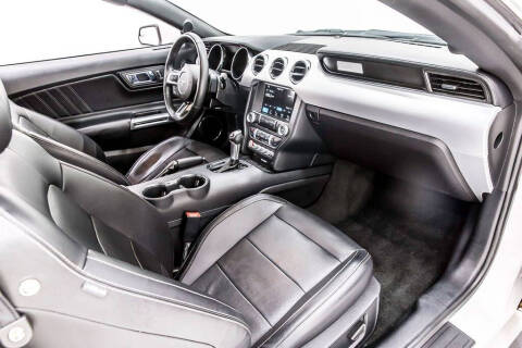 2017 Ford Mustang EcoBoost Premium