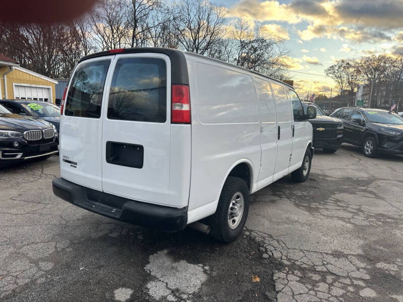 2016 Chevrolet Express 2500