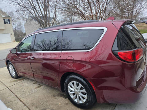 2019 Chrysler Pacifica Touring Plus