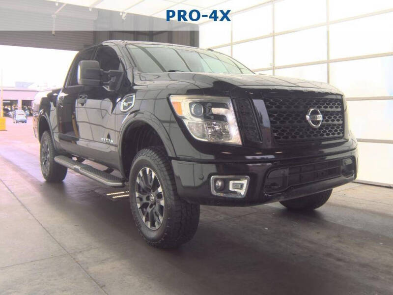 2017 Nissan Titan PRO-4X