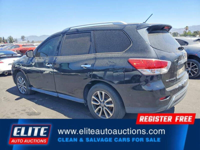 2016 Nissan Pathfinder S