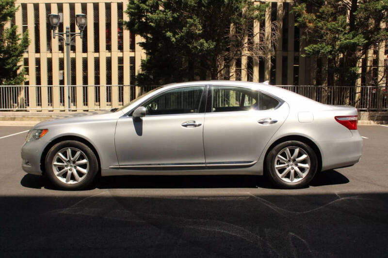 2007 Lexus LS 460