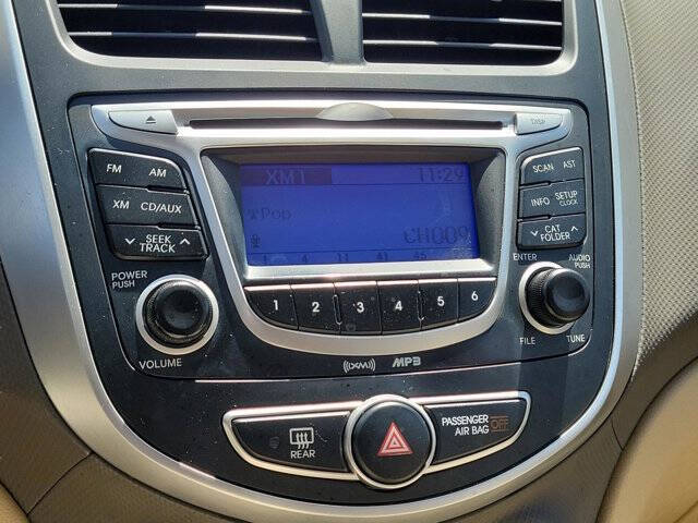 2012 Hyundai Accent GLS