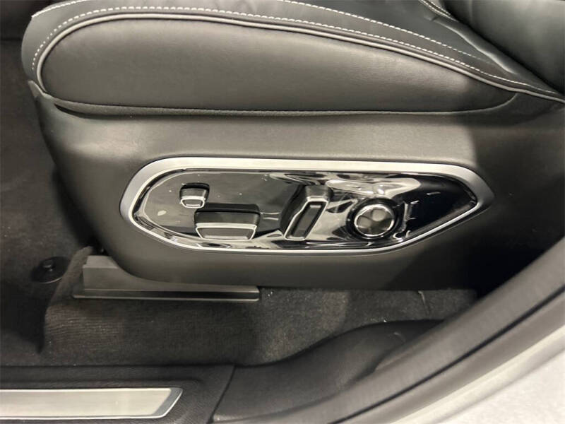 2025 Jeep Grand Cherokee Overland