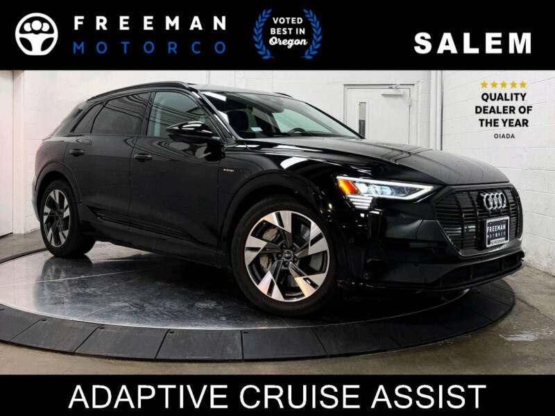 2022 Audi e-tron quattro Premium