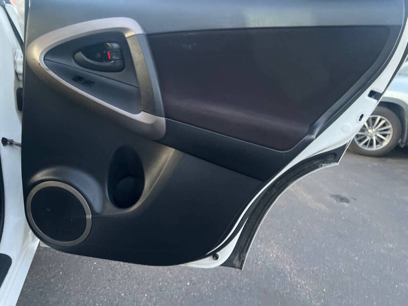 2007 Toyota RAV4 Sport