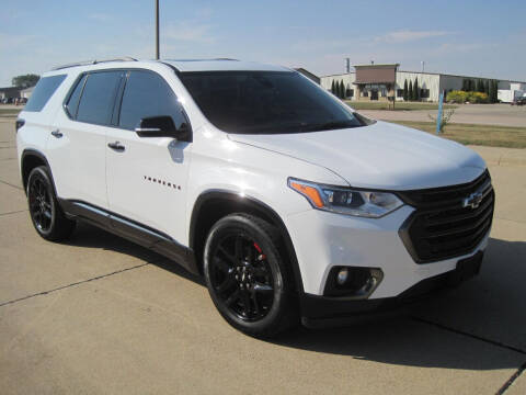 2018 Chevrolet Traverse for sale at IVERSON'S CAR SALES in Canton SD