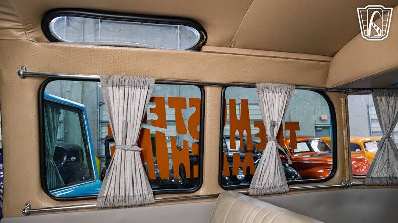 1977 Volkswagen Bus