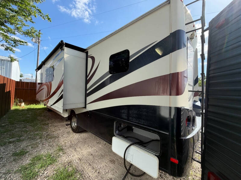 2015 Forest River Georgetown 335DS