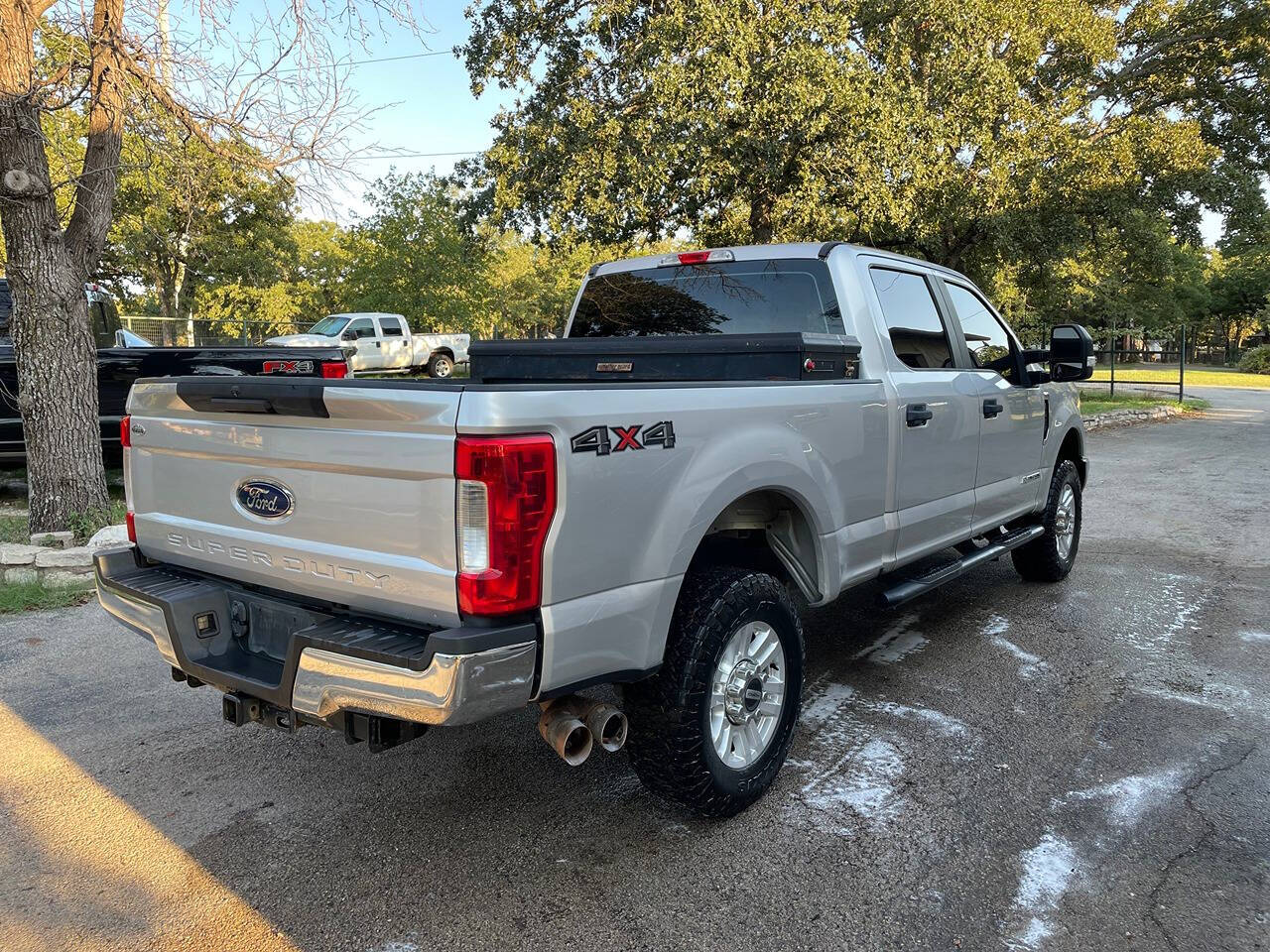 2019 Ford F-250 Super Duty for sale at Sthrn Truck & Auto, LLC. in Weatherford, TX