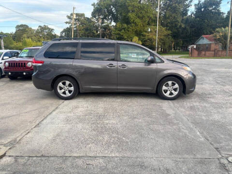 2011 Toyota Sienna