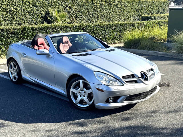 2006 Mercedes-Benz SLK for sale at DE AUTOS INC in San Juan Capistrano, CA