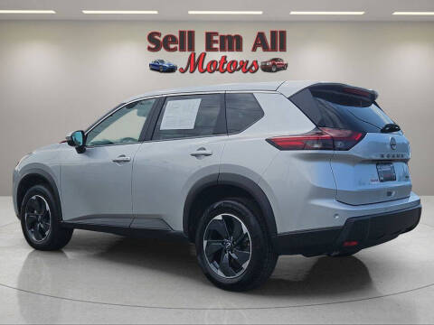 2025 Nissan Rogue SV