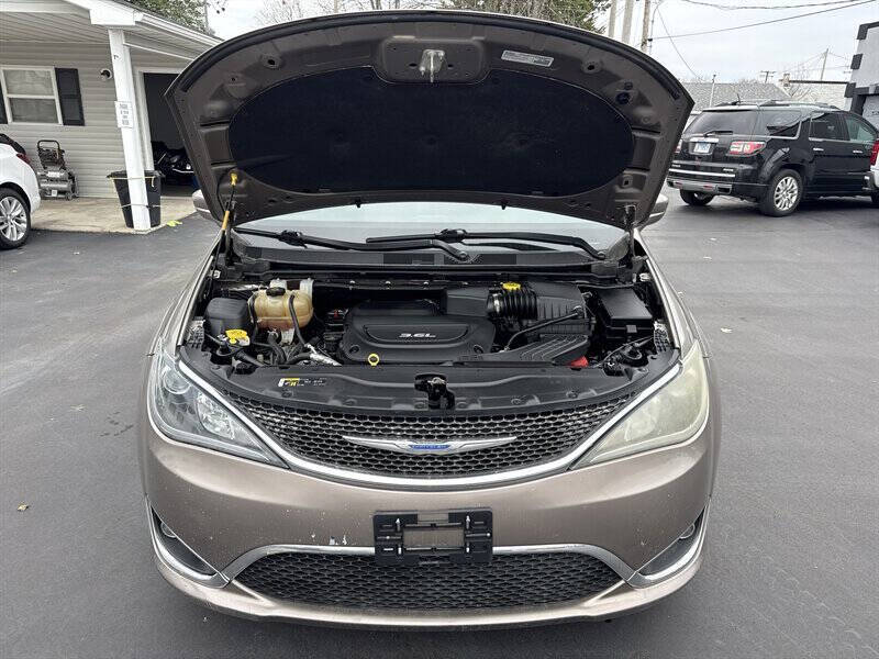 2018 Chrysler Pacifica Touring L