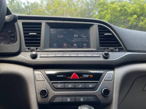 2018 Hyundai Elantra