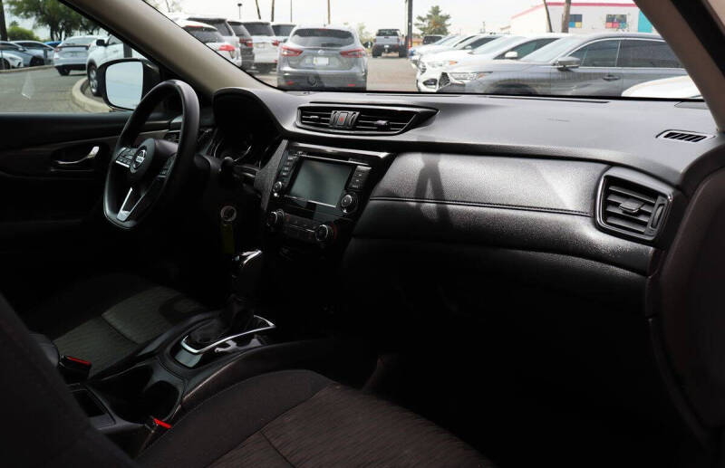 2018 Nissan Rogue S