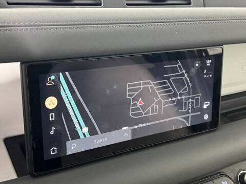 2023 Land Rover Defender 110 SE