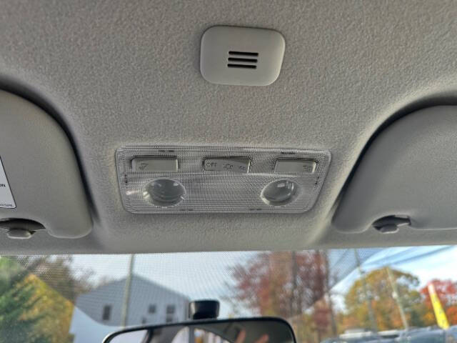 2014 Toyota Prius c Three