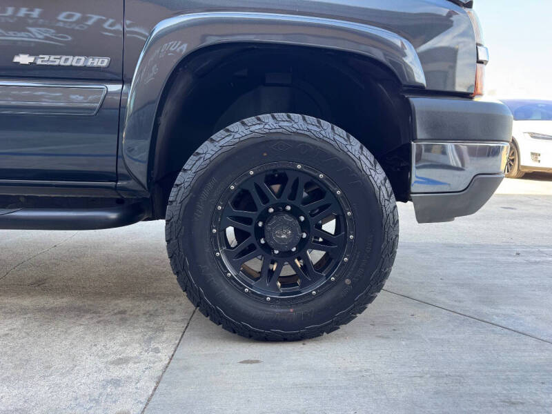 2003 Chevrolet Silverado 2500HD LS