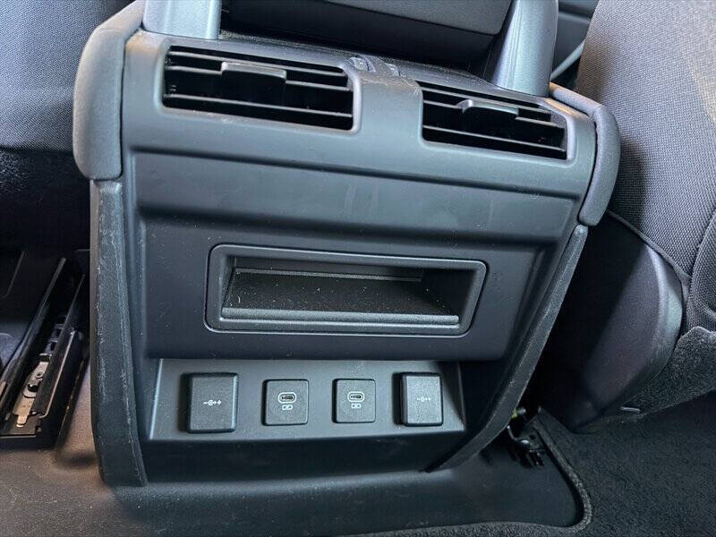 2022 Land Rover Defender 90 Standard