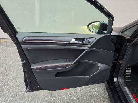 2015 Volkswagen Golf GTI Autobahn