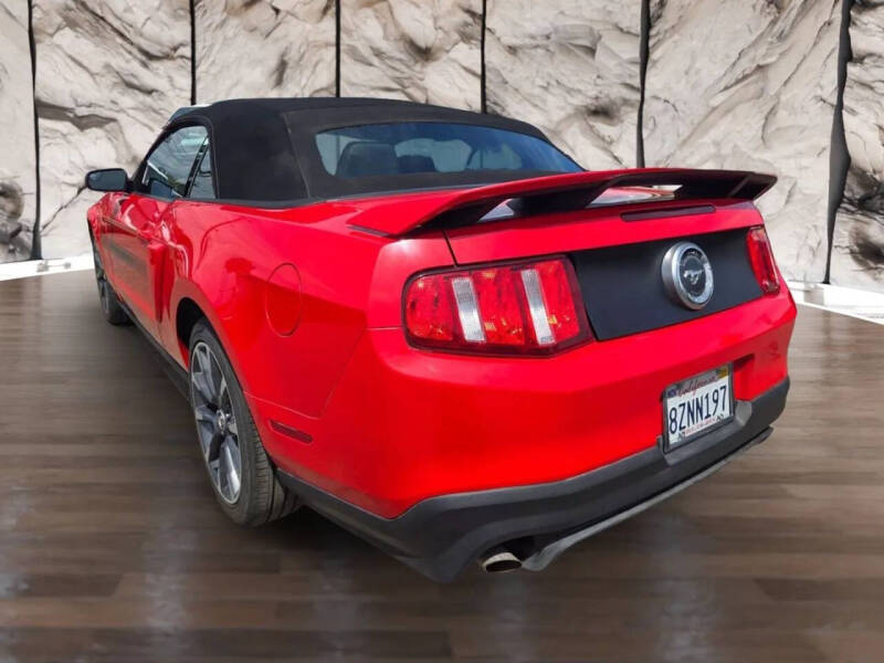 2012 Ford Mustang GT Premium