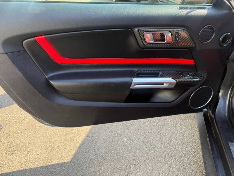 2018 Ford Mustang