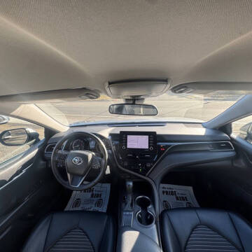 2022 Toyota Camry SE