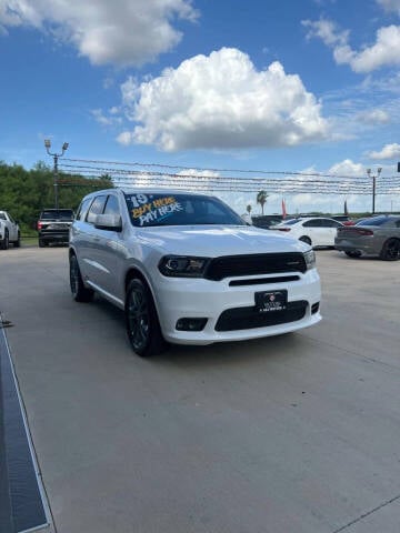 2019 Dodge Durango for sale at A & V MOTORS in Hidalgo TX