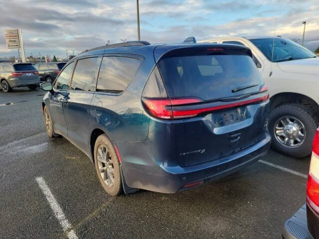 2022 Chrysler Pacifica Touring
