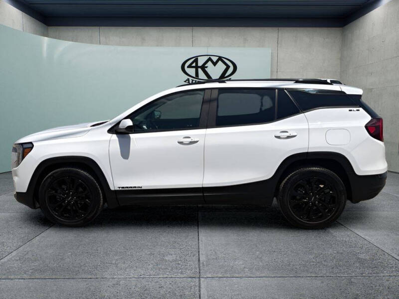 2022 GMC Terrain SLE