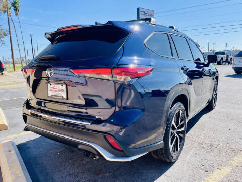 2022 Toyota Highlander XSE