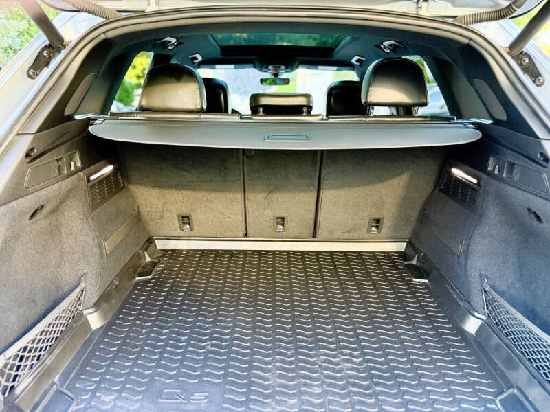 2018 Audi SQ5 3.0T quattro Premium Plus