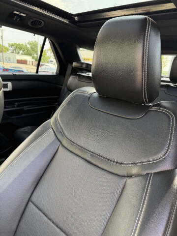 2020 Ford Explorer ST