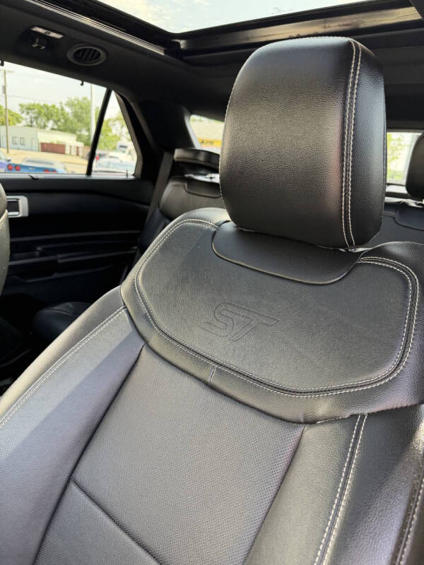 2020 Ford Explorer ST