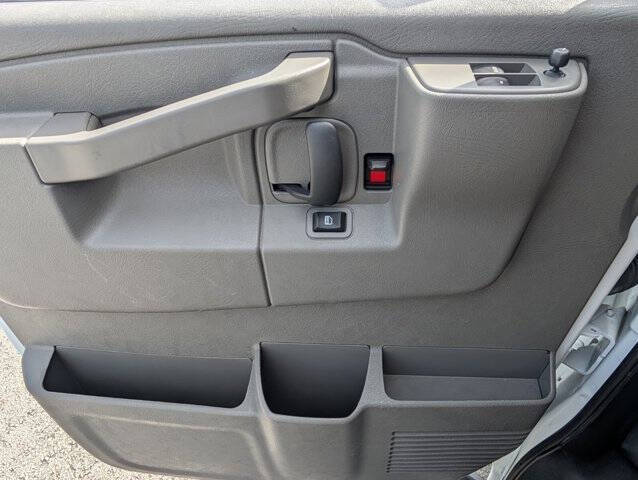 2023 Chevrolet Express LS 3500