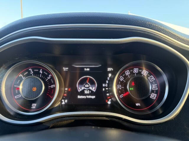 2015 Dodge Challenger SXT Plus