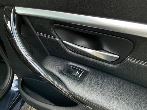 2017 BMW 3 Series 330i xDrive