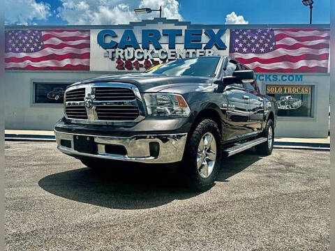 2017 RAM 1500 SLT