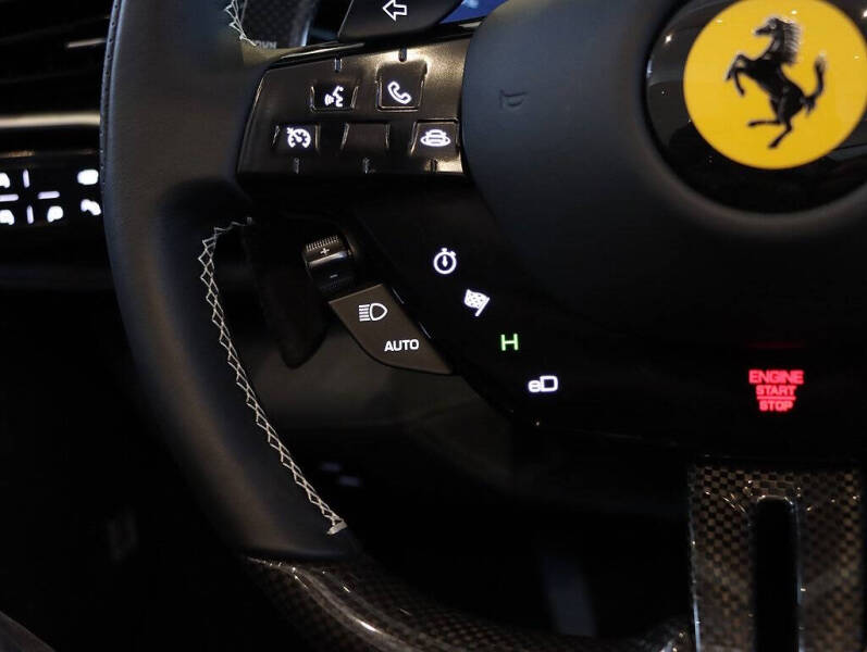 2025 Ferrari 296 GTS