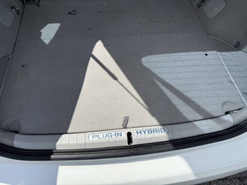 2012 Toyota Prius Plug-in Hybrid