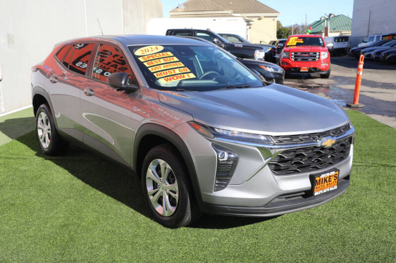 2024 Chevrolet Trax LS