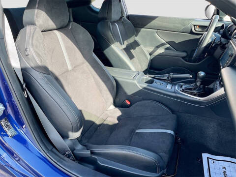 2024 Toyota GR86 Premium