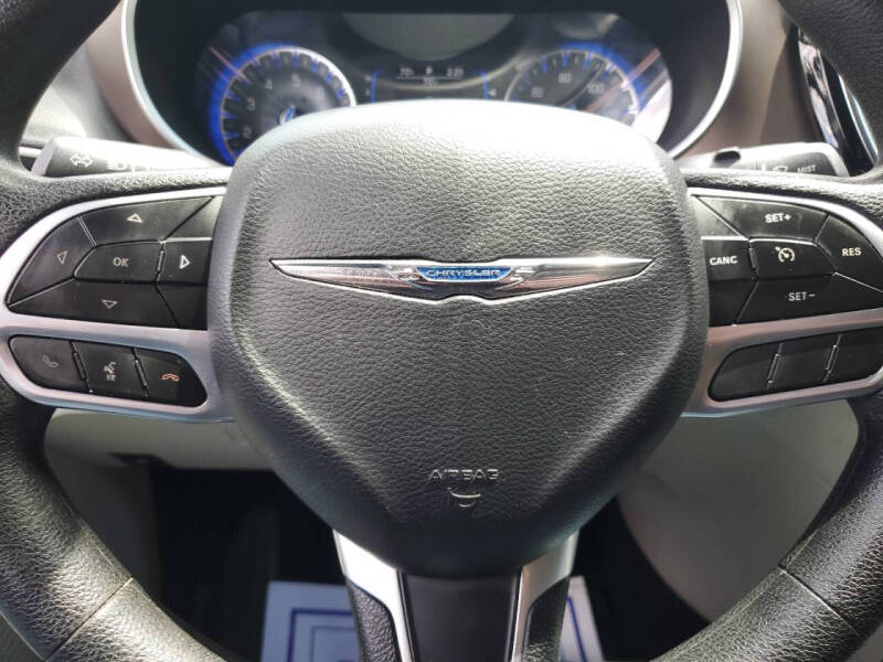 2020 Chrysler Voyager LXi