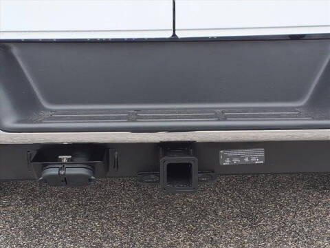 2025 Chevrolet Express 2500