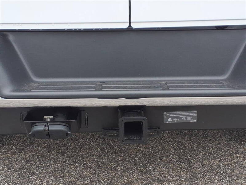 2025 Chevrolet Express 2500