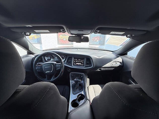 2019 Dodge Challenger SXT